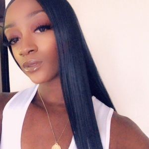 Meet your Posher, Tia